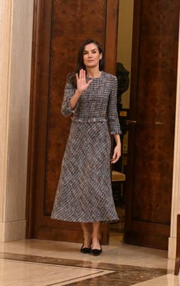 Queen Letizia receives a representation of the management team and designers participating in the 83rd edition of Mercedes Benz Fashion Week Madrid Queen Letizia receives at La Zarzuela Palace a representation of the management team and designers participating in the 83rd edition of Mercedes Benz Fashion Week Madrid, on January 27, 2026, in Madrid Spain QUEEN LETIZIA MERCEDES BENZ FASHION WEEK FASHION 27 JANUARY 2026 José Madrid Madrid Spain  Copyright: xJosÃ xOlivax 7246383