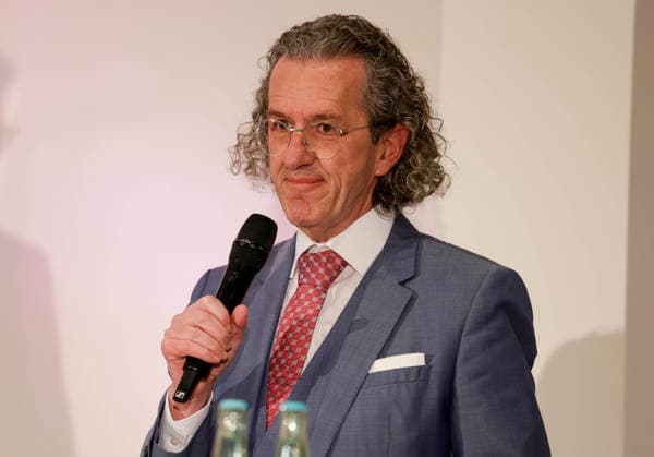 IHK-Wahlgipfel - Wirtschaft im Dialog mit der Politik zur Landtagswahl Rheinland-Pfalz 2026 Spitzenkandidat seiner Partei Joachim Streit MdEP, Freie Wähler 26.01.26 *** IHK Election Summit Business in dialog with politicians for the Rhineland-Palatinate 2026 state elections Top candidate of his party Joachim Streit MEP, Free Voters 26 01 26