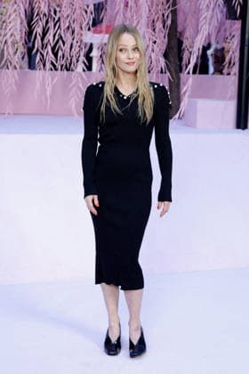 Vanessa Paradis at the photocall of the second Chanel Collection Haute Couture Spring Summer 2026 fashion show, during Paris Fashion Week on january 27th 2026 Olivier Borde Bestimage Celebrities at the photocall of the Chanel Haute Couture Spring Summer 2026 Collection fashion show, during Paris Fashion Week on january 27th 2026 Paris France  Copyright: xOLIVIERxBORDEx xBESTIMAGExOLIVIERxBORDEx xBESTIMAGEx