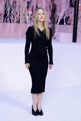 Vanessa Paradis at the photocall of the second Chanel Collection Haute Couture Spring Summer 2026 fashion show, during Paris Fashion Week on january 27th 2026 Olivier Borde Bestimage Celebrities at the photocall of the Chanel Haute Couture Spring Summer 2026 Collection fashion show, during Paris Fashion Week on january 27th 2026 Paris France  Copyright: xOLIVIERxBORDEx xBESTIMAGExOLIVIERxBORDEx xBESTIMAGEx