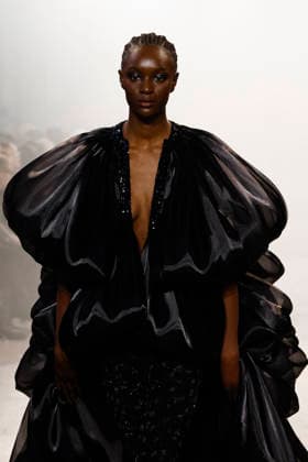 Rahul Mishra Womens Ready to Wear Spring Summer 2026 Fashion Show during Paris Fashion Week PFW on January 26, 2026 Rahul Mishra Womens Ready to Wear Spring Summer 2026 Fashion Show during Paris Fashion Week PFW on January 26, 2026 Paris France  Copyright: xAgencex xBestimagexAgencex xBestimagex