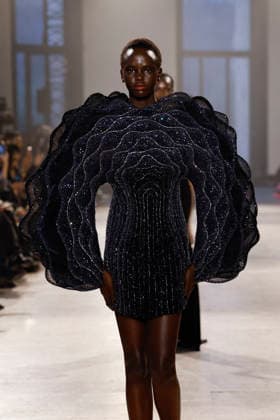Rahul Mishra Womens Ready to Wear Spring Summer 2026 Fashion Show during Paris Fashion Week PFW on January 26, 2026 Rahul Mishra Womens Ready to Wear Spring Summer 2026 Fashion Show during Paris Fashion Week PFW on January 26, 2026 Paris France  Copyright: xAgencex xBestimagexAgencex xBestimagex