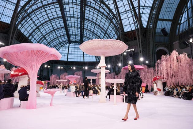 PFW - Chanel Runway Models present creations at the Chanel Women s Haute Couture Spring Summer 2026 collection fashion show as part of the Paris Haute Couture Fashion Week, in Paris, on January 27, 2026. Photo by Alexis Jumeau ABACAPRESS.COM Paris France  Copyright: xJumeauxAlexis ABACAx