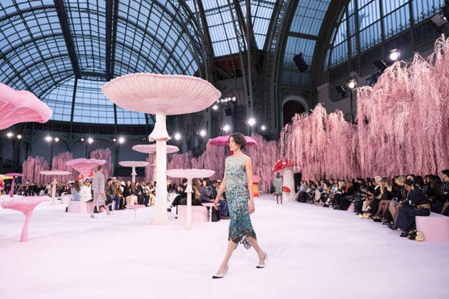 PFW - Chanel Runway Models present creations at the Chanel Women s Haute Couture Spring Summer 2026 collection fashion show as part of the Paris Haute Couture Fashion Week, in Paris, on January 27, 2026. Photo by Alexis Jumeau ABACAPRESS.COM Paris France  Copyright: xJumeauxAlexis ABACAx