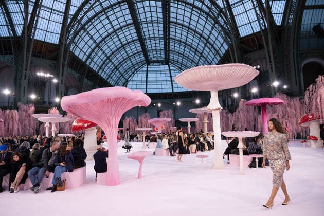 PFW - Chanel Runway Models present creations at the Chanel Women s Haute Couture Spring Summer 2026 collection fashion show as part of the Paris Haute Couture Fashion Week, in Paris, on January 27, 2026. Photo by Alexis Jumeau ABACAPRESS.COM Paris France  Copyright: xJumeauxAlexis ABACAx