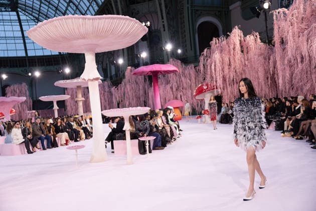PFW - Chanel Runway Models present creations at the Chanel Women s Haute Couture Spring Summer 2026 collection fashion show as part of the Paris Haute Couture Fashion Week, in Paris, on January 27, 2026. Photo by Alexis Jumeau ABACAPRESS.COM Paris France  Copyright: xJumeauxAlexis ABACAx