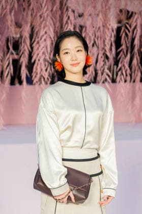 PFW - Chanel Photocall Kim Go-eun attends the Chanel Haute Couture Week Spring Summer 2026 show as part of Paris Fashion Week on January 27, 2026 in Paris, France. Photo by Eliot Blondet ABACAPRESS.COM Paris France France  Copyright: xBlondetxEliot ABACAx