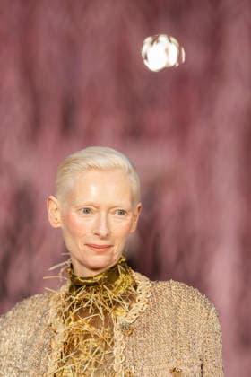 PFW - Chanel Photocall Tilda Swinton attends the Chanel Haute Couture Week Spring Summer 2026 show as part of Paris Fashion Week on January 27, 2026 in Paris, France. Photo by Eliot Blondet ABACAPRESS.COM Paris France France  Copyright: xBlondetxEliot ABACAx
