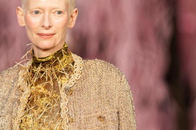 PFW - Chanel Photocall Tilda Swinton attends the Chanel Haute Couture Week Spring Summer 2026 show as part of Paris Fashion Week on January 27, 2026 in Paris, France. Photo by Eliot Blondet ABACAPRESS.COM Paris France France  Copyright: xBlondetxEliot ABACAx