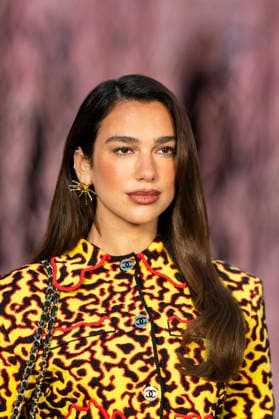 PFW - Chanel Photocall Dua Lipa attends the Chanel Haute Couture Week Spring Summer 2026 show as part of Paris Fashion Week on January 27, 2026 in Paris, France. Photo by Eliot Blondet ABACAPRESS.COM Paris France France  Copyright: xBlondetxEliot ABACAx
