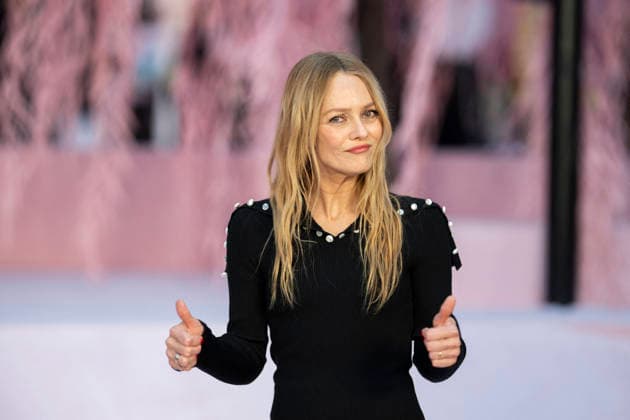 PFW - Chanel Photocall Vanessa Paradis attends the Chanel Haute Couture Week Spring Summer 2026 show as part of Paris Fashion Week on January 27, 2026 in Paris, France. Photo by Eliot Blondet ABACAPRESS.COM Paris France France  Copyright: xBlondetxEliot ABACAx