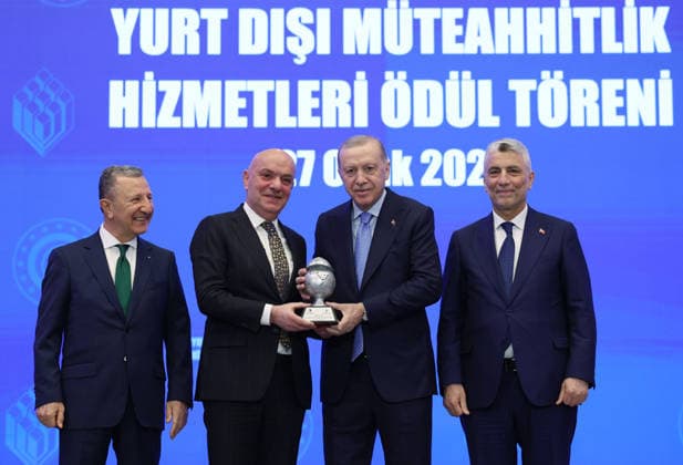 Turkish President Recep Tayyip Erdo?an participates in an awards ceremony for success Turkish President Recep Tayyip Erdo?an participates in an awards ceremony for success in international contracting services in the Turkish capital, Ankara, January 27, 2026. Photo by Turkish presidency apaimages Istanbul Istanbul Turkey 270126_Turkish_TPO_01(7) Copyright: xapaimagesxTurkishxpresidencyx xapaimagesx