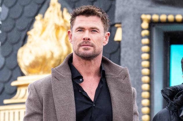 Chris Hemsworth in Madrid, Spain - 27 Jan 2026 Actor Chris Hemsworth attends the Ruta de Escape (Crime 101) photocall at the Metropolis Club. Madrid Spain Copyright: xAtilanoxGarciax xSOPAxImagesx photos03296