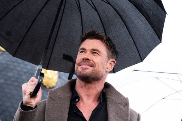 Chris Hemsworth in Madrid, Spain - 27 Jan 2026 Actor Chris Hemsworth attends the Ruta de Escape (Crime 101) photocall at the Metropolis Club. Madrid Spain Copyright: xAtilanoxGarciax xSOPAxImagesx photos03326