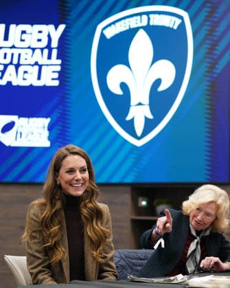 The Princess of Wales Visits Communities in the North of England 27 01 2026. Wakefield, UK. The Princess of Wales during a visit to Wakefield Trinity Rugby League club. Her Royal Highness met Marc Lovering, the RFL™s Director of Performance and Development. The Princess then joined a session with the In Touch programme, which provides an open space for elderly people within the local community to help tackle social isolation by hosting quizzes, workshops and stadium tours. The Princess also met with young people from Wakefield™s Inspiring Futures programme, which supports those who are at risk of anti-social behaviour and youth crime through goal setting, stress management, and teamwork. Finally, Her Royal Highness headed out to the rug  Copyright: xPetexMaclainex xAvalonx 1069781584