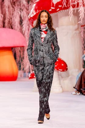 Mona Tougaard Runway Chanel Haute Couture Collection Spring Summer 2026 show as part of Paris Fashion Week PFW au Grand Palais, à Paris, France, le 27 janvier 2026 Runway Chanel Haute Couture Week Spring Summer 2026 show as part of Paris Fashion Week on January 27, 2026 in Paris, France Paris France  Copyright: xAgencex xBestimagexAgencex xBestimagex