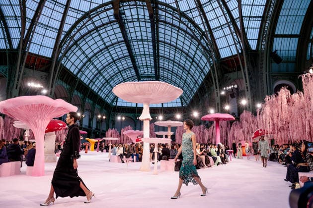 Atmosphere Chanel Haute Couture Collection Spring Summer 2026 show as part of Paris Fashion Week PFW au Grand Palais, à Paris, France, le 27 janvier 2026 Runway Chanel Haute Couture Week Spring Summer 2026 show as part of Paris Fashion Week on January 27, 2026 in Paris, France Paris France  Copyright: xAgencex xBestimagexAgencex xBestimagex