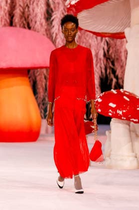 Runway Chanel Haute Couture Collection Spring Summer 2026 show as part of Paris Fashion Week PFW au Grand Palais, à Paris, France, le 27 janvier 2026 Runway Chanel Haute Couture Week Spring Summer 2026 show as part of Paris Fashion Week on January 27, 2026 in Paris, France Paris France  Copyright: xAgencex xBestimagexAgencex xBestimagex