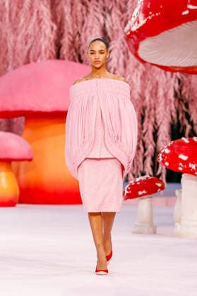 Runway Chanel Haute Couture Collection Spring Summer 2026 show as part of Paris Fashion Week PFW au Grand Palais, à Paris, France, le 27 janvier 2026 Runway Chanel Haute Couture Week Spring Summer 2026 show as part of Paris Fashion Week on January 27, 2026 in Paris, France Paris France  Copyright: xAgencex xBestimagexAgencex xBestimagex