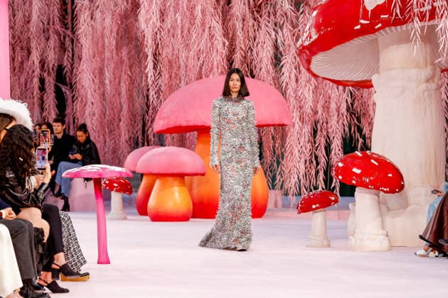 Runway Chanel Haute Couture Collection Spring Summer 2026 show as part of Paris Fashion Week PFW au Grand Palais, à Paris, France, le 27 janvier 2026 Runway Chanel Haute Couture Week Spring Summer 2026 show as part of Paris Fashion Week on January 27, 2026 in Paris, France Paris France  Copyright: xAgencex xBestimagexAgencex xBestimagex