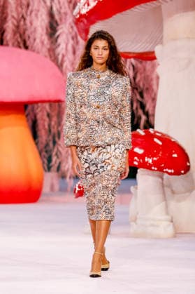 Runway Chanel Haute Couture Collection Spring Summer 2026 show as part of Paris Fashion Week PFW au Grand Palais, à Paris, France, le 27 janvier 2026 Runway Chanel Haute Couture Week Spring Summer 2026 show as part of Paris Fashion Week on January 27, 2026 in Paris, France Paris France  Copyright: xAgencex xBestimagexAgencex xBestimagex