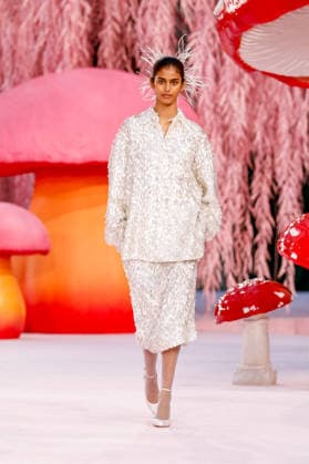 Runway Chanel Haute Couture Collection Spring Summer 2026 show as part of Paris Fashion Week PFW au Grand Palais, à Paris, France, le 27 janvier 2026 Runway Chanel Haute Couture Week Spring Summer 2026 show as part of Paris Fashion Week on January 27, 2026 in Paris, France Paris France  Copyright: xAgencex xBestimagexAgencex xBestimagex