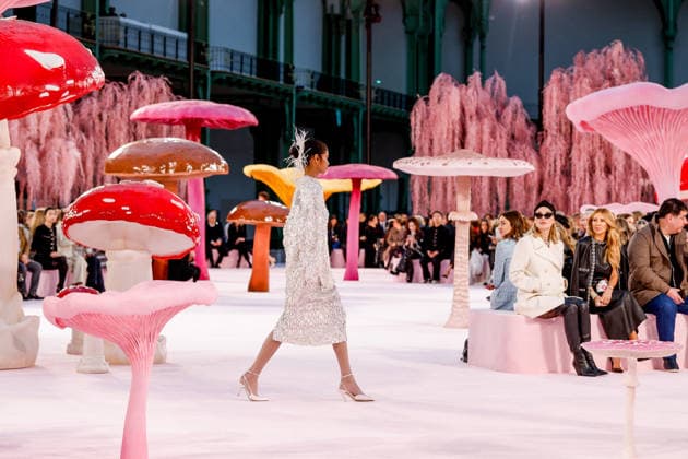 Runway Chanel Haute Couture Collection Spring Summer 2026 show as part of Paris Fashion Week PFW au Grand Palais, à Paris, France, le 27 janvier 2026 Runway Chanel Haute Couture Week Spring Summer 2026 show as part of Paris Fashion Week on January 27, 2026 in Paris, France Paris France  Copyright: xAgencex xBestimagexAgencex xBestimagex