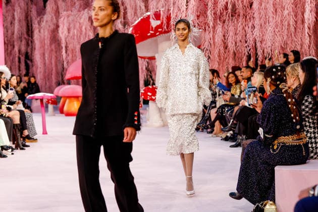 Runway Chanel Haute Couture Collection Spring Summer 2026 show as part of Paris Fashion Week PFW au Grand Palais, à Paris, France, le 27 janvier 2026 Runway Chanel Haute Couture Week Spring Summer 2026 show as part of Paris Fashion Week on January 27, 2026 in Paris, France Paris France  Copyright: xAgencex xBestimagexAgencex xBestimagex