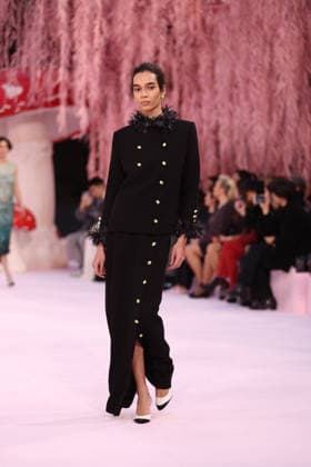 DeÌfileÌ Chanel Haute Couture printemps-eÌteÌ 2026 Model on the runway DeÌfileÌ Chanel Haute Couture printemps-eÌteÌ 2026 au Grand Palais Ã Paris le 27 janvier 2026. Chanel Haute Couture Spring Summer 2026 fashion show at the Grand Palais in Paris on January 27, 2026.  Copyright: xFabricexChasseryx