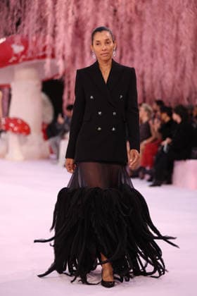 DeÌfileÌ Chanel Haute Couture printemps-eÌteÌ 2026 Model on the runway DeÌfileÌ Chanel Haute Couture printemps-eÌteÌ 2026 au Grand Palais Ã Paris le 27 janvier 2026. Chanel Haute Couture Spring Summer 2026 fashion show at the Grand Palais in Paris on January 27, 2026.  Copyright: xFabricexChasseryx