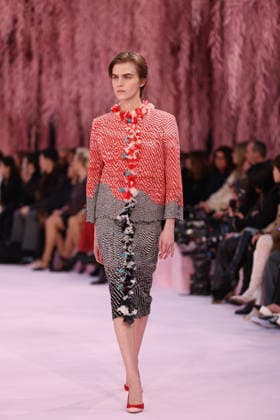DeÌfileÌ Chanel Haute Couture printemps-eÌteÌ 2026 Model on the runway DeÌfileÌ Chanel Haute Couture printemps-eÌteÌ 2026 au Grand Palais Ã Paris le 27 janvier 2026. Chanel Haute Couture Spring Summer 2026 fashion show at the Grand Palais in Paris on January 27, 2026.  Copyright: xFabricexChasseryx