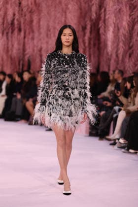 DeÌfileÌ Chanel Haute Couture printemps-eÌteÌ 2026 Model on the runway DeÌfileÌ Chanel Haute Couture printemps-eÌteÌ 2026 au Grand Palais Ã Paris le 27 janvier 2026. Chanel Haute Couture Spring Summer 2026 fashion show at the Grand Palais in Paris on January 27, 2026.  Copyright: xFabricexChasseryx