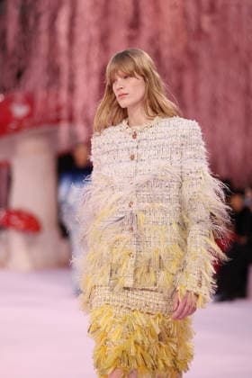 DeÌfileÌ Chanel Haute Couture printemps-eÌteÌ 2026 Model on the runway DeÌfileÌ Chanel Haute Couture printemps-eÌteÌ 2026 au Grand Palais Ã Paris le 27 janvier 2026. Chanel Haute Couture Spring Summer 2026 fashion show at the Grand Palais in Paris on January 27, 2026.  Copyright: xFabricexChasseryx