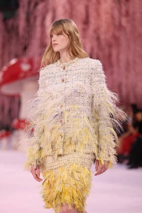 DeÌfileÌ Chanel Haute Couture printemps-eÌteÌ 2026 Model on the runway DeÌfileÌ Chanel Haute Couture printemps-eÌteÌ 2026 au Grand Palais Ã Paris le 27 janvier 2026. Chanel Haute Couture Spring Summer 2026 fashion show at the Grand Palais in Paris on January 27, 2026.  Copyright: xFabricexChasseryx