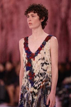 DeÌfileÌ Chanel Haute Couture printemps-eÌteÌ 2026 Model on the runway DeÌfileÌ Chanel Haute Couture printemps-eÌteÌ 2026 au Grand Palais Ã Paris le 27 janvier 2026. Chanel Haute Couture Spring Summer 2026 fashion show at the Grand Palais in Paris on January 27, 2026.  Copyright: xFabricexChasseryx