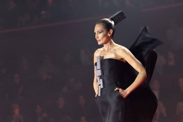 PFW - Nieves Alvarez Walks For Stephane Rolland Nieves Alvarez walks the runway during the Stéphane Rolland Haute Couture Week Spring Summer 2026 show as part of Paris Fashion Week on January 27, 2026 in Paris, France. Photo by Alexis Jumeau ABACAPRESS.COM Paris France  Copyright: xJumeauxAlexis ABACAx