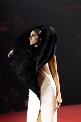 PFW - Stephane Rolland Runway A model walks the runway during the Stéphane Rolland Haute Couture Week Spring Summer 2026 show as part of Paris Fashion Week on January 27, 2026 in Paris, France. Photo by Alexis Jumeau ABACAPRESS.COM Paris France  Copyright: xJumeauxAlexis ABACAx
