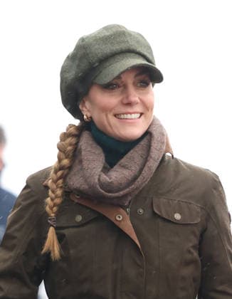 . 27 01 2026. Peak District, United Kingdom. Kate Middleton, the Princess of Wales, during a walk with the charity Mind Over Mountains , in the Peak District.,United Kingdom.  xPoolx xi-Imagesx IIM-26528-0052