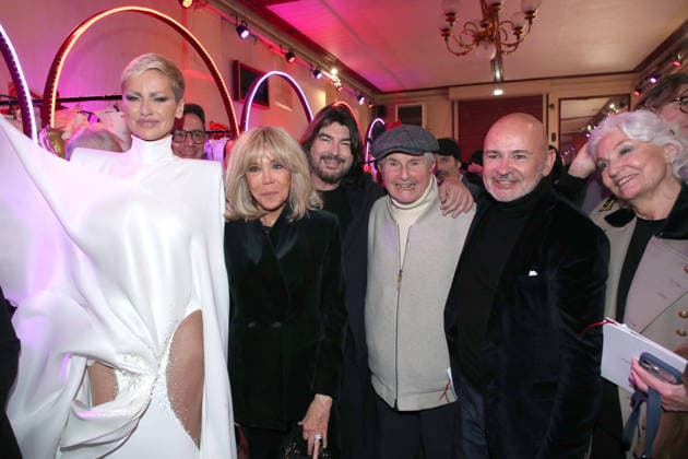 Adriana Karembeu, Brigitte Macron, Stephane Rolland, Claude Lelouch, Pierre Martinez et Martine Lelouch au greeting du défilé Stéphane Rolland, Collection Haute Couture Printemps Eté 2026 lors de la Fashion Week de Paris PFW au Cirque dHiver Bouglione, à Paris, France, le 27 janvier 2026 Bertrand Rindoff Bestimage Greeting Stephane Rolland Haute Couture Spring Summer 2026 show as part of Paris Fashion Week on January 27, 2026 in Paris, France Paris France Copyright: xBERTRANDxRINDOFFxPETROFFx xBESTIMAGExBERTRANDxRINDOFFxPETROFFx xBESTIMAGEx