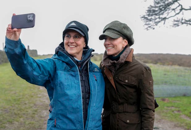 Princess of Wales visits Mind Over Mountains charity in Peak District, UK, 27 January 2026 27 01 2026. Hope Valley, UK. The Princess of Wales during a visit to Minds Over Mountains, a charity offering professional mental health support through therapeutic outdoor experiences, for a supported wellbeing walk in the Peak District., Credit:Pete Maclaine Avalon United Kingdom, England, Hope Valley  Copyright: xPetexMaclainex xAvalonx 1069831065