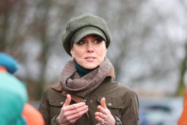 The Princess of Wales takes part in a Wellbeing Walk The Princess of Wales joins Mind Over Mountains, a charity offering professional mental health support through therapeutic outdoor experiences, for a supported wellbeing walk in the Peak District, UK, on the 27th January 2026. Picture by Ian Vogler WPA-Pool Hope Valley Curbar Gap Derbyshire United Kingdom  WHA-0807