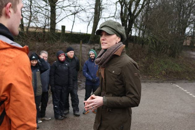The Princess of Wales takes part in a Wellbeing Walk The Princess of Wales joins Mind Over Mountains, a charity offering professional mental health support through therapeutic outdoor experiences, for a supported wellbeing walk in the Peak District, UK, on the 27th January 2026. Picture by Ian Vogler WPA-Pool Hope Valley Curbar Gap Derbyshire United Kingdom  WHA-0807