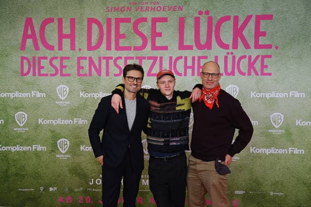 from left Simon VERHOEVEN, director, screenplay , Bruno ALEXANDER actor , Joachim MEYERHOFF novelist world premiere ACH DIESE LUECKE DIESE ENTSETZLICHE LUECKE on 27 01 20226 at the Mathaeser Kino in Munich