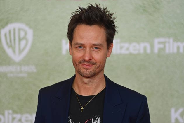 Tom SCHILLING Actor , single image,cropped single motif,portrait,portrait,portrait world premiere ACH DIESE LUECKE DIESE ENTSETZLICHE LUECKE on 27 01 20226 at Mathaeser Kino in Munich