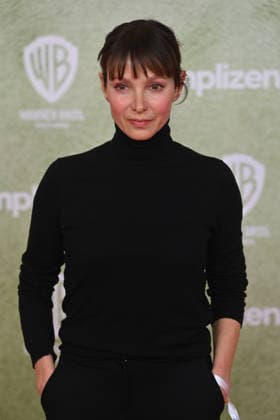 Julia KOSCHITZ actress , single picture,cropped single motif,half figure,half figure world premiere ACH DIESE LUECKE DIESE ENTSETZLICHE LUECKE on 27 01 20226 at the Mathaeser Kino in Munich