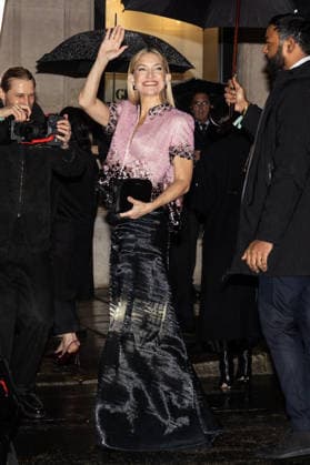 PFW Haute Couture Armani Outside Arrivals Kate Hudson arriving at the Schiaparelli show during Paris Fashion Week Haute Couture on January 27, 2026 in Paris, France. Photo by Nasser Berzane ABACAPRESS.COM Paris France  Copyright: xBerzanexNasser ABACAx