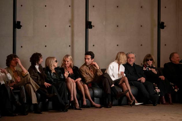 PFW Saint Laurent front row EB British Model Kate Moss, Fashion and luxury conglomerate Kering chief executive Luca De Meo , British-US fashion editor Anna Wintour French businessman Francois-Henri Pinault , and French actress Charlotte Gainsbourg attend the Yves Saint Laurent Menswear Ready-to-wear Fall-Winter 2026 2027 collection fashion show on the sidelines of the Paris Haute Couture Fashion Week, in Paris, on January 27, 2026.Photo by Eliot Blondet ABACAPRESS.COM Paris France France  Copyright: xBlondetxEliot ABACAx