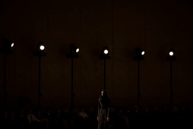 PFW Saint Laurent runway EB A model presents a creation by designer Anthony Vaccarello as part of his Menswear Fall Winter 2026-2027 collection show for fashion house Saint Laurent during Men s Fashion Week in Paris, France, January 27, 2026. Photo by Eliot Blondet ABACAPRESS.COM Paris France France  Copyright: xBlondetxEliot ABACAx