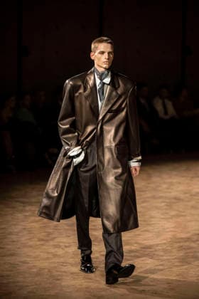 PFW Saint Laurent runway EB A model presents a creation by designer Anthony Vaccarello as part of his Menswear Fall Winter 2026-2027 collection show for fashion house Saint Laurent during Men s Fashion Week in Paris, France, January 27, 2026. Photo by Eliot Blondet ABACAPRESS.COM Paris France France  Copyright: xBlondetxEliot ABACAx
