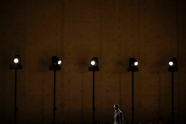 PFW Saint Laurent runway EB A model presents a creation by designer Anthony Vaccarello as part of his Menswear Fall Winter 2026-2027 collection show for fashion house Saint Laurent during Men s Fashion Week in Paris, France, January 27, 2026. Photo by Eliot Blondet ABACAPRESS.COM Paris France France  Copyright: xBlondetxEliot ABACAx